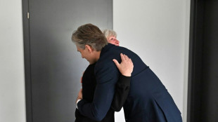 Bielorrusia libera a 52 prisioneros pol&iacute;ticos, incluido Mikola Statkevitch