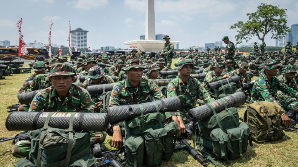 Indon&eacute;sia destaca ex&eacute;rcito para controlar protestos que deixaram seis mortos