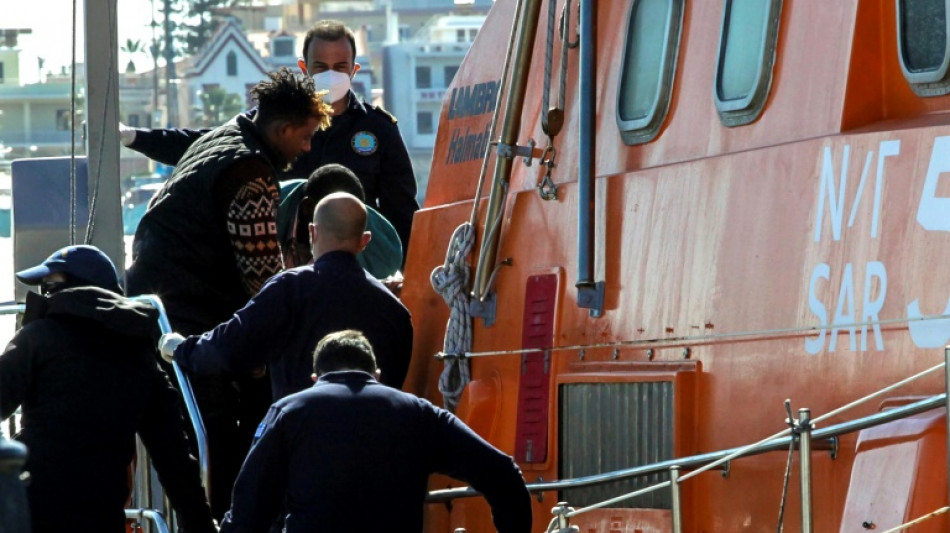 Naufrage d'un bateau de migrants en Gr&egrave;ce, jusqu'&agrave; 50 port&eacute;s disparus