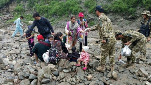 Pakistan landslide after heavy rain kills 5, with 15 missing