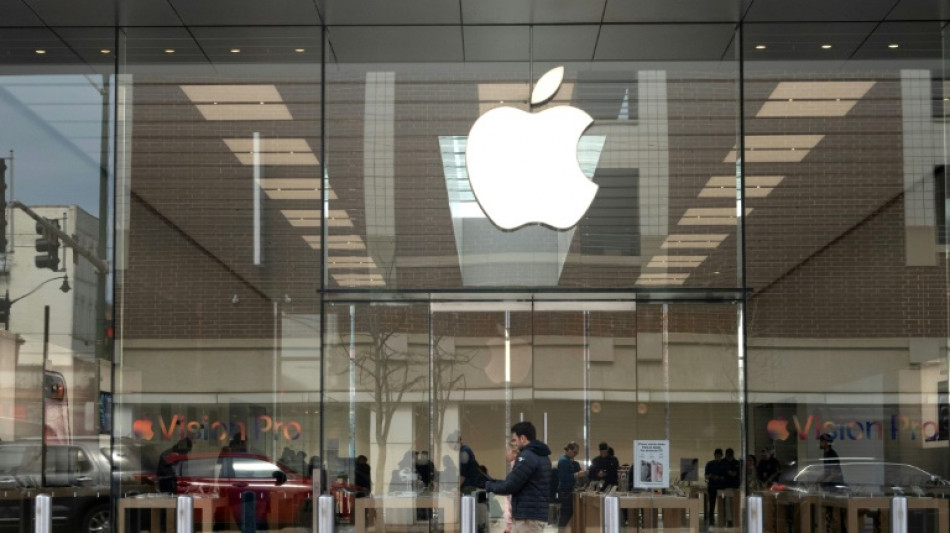 Etats-Unis: Apple accepte de payer pr&egrave;s de 100 millions de dollars pour arr&ecirc;ter une plainte sur la confidentialit&eacute; des donn&eacute;es