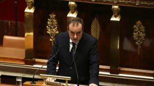 Lecornu suspend la r&eacute;forme des retraites, concession ultime au PS