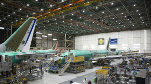 Lourde perte trimestrielle pour Boeing, qui esp&egrave;re une lev&eacute;e de la gr&egrave;ve