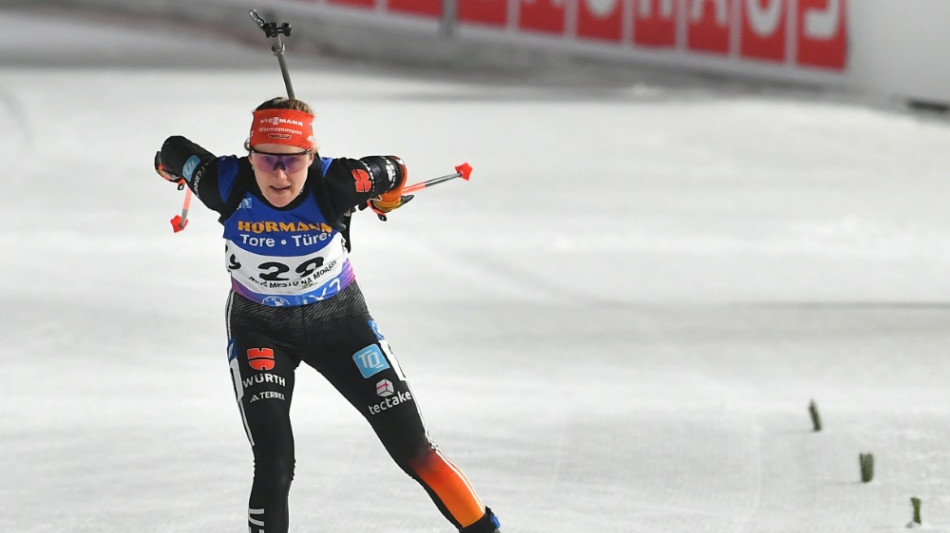 Erl&ouml;serin Hettich-Walz zwischen Stolz und Gl&uuml;ckseligkeit