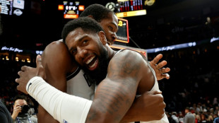 Durant, O'Neale push Nets past Trail Blazers