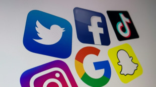 Las redes sociales est&aacute;n alimentando problemas de salud mental en adolescentes, alerta un informe