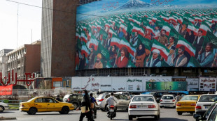 Ir&aacute;n ejecuta a tres hombres por violar a una docena de mujeres