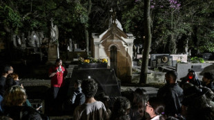 Passeio noturno no Cemit&eacute;rio da Consola&ccedil;&atilde;o, uma viagem pela hist&oacute;ria do Brasil