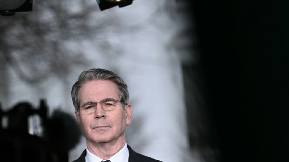 Washington autorise temporairement la vente de p&eacute;trole russe stock&eacute; sur des navires