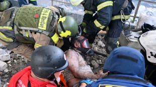 Ataques russos deixam oito mortos e mais de 20 feridos na Ucr&acirc;nia