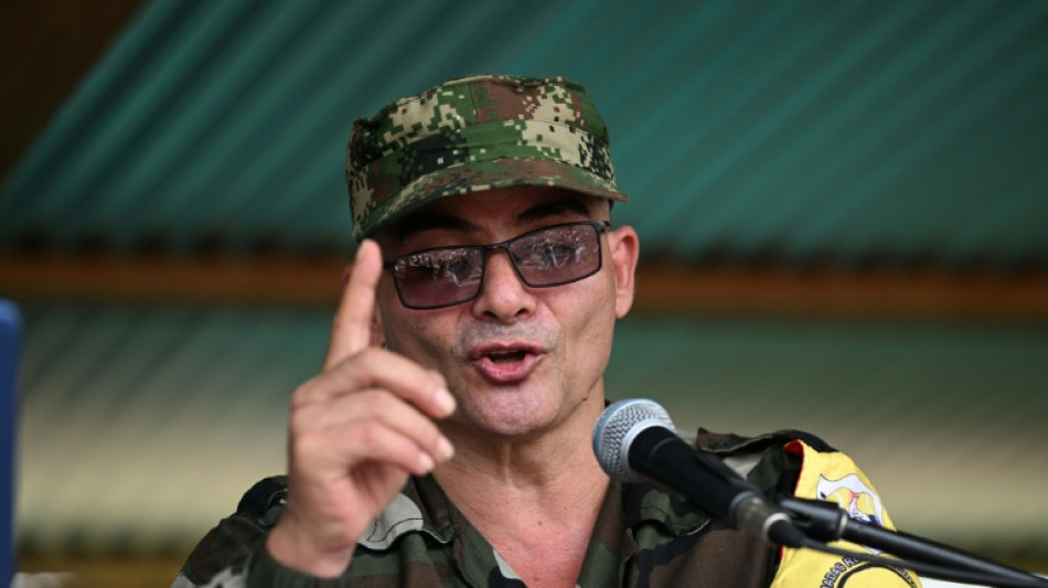 Guerrilheiro mais procurado da Col&ocirc;mbia afirma que n&atilde;o vai se render