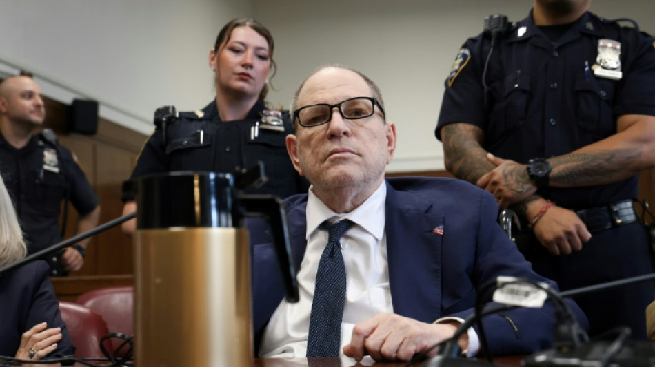 Novo julgamento de Harvey Weinstein por estupro come&ccedil;ar&aacute; em abril