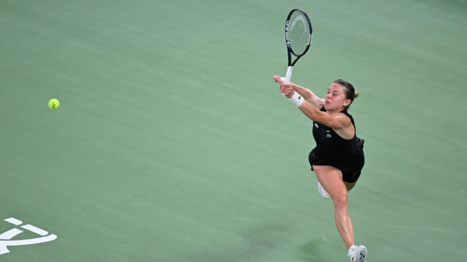 Tennis : Swiatek bless&eacute;e et &eacute;limin&eacute;e &agrave; Wuhan, le Masters s'&eacute;loigne