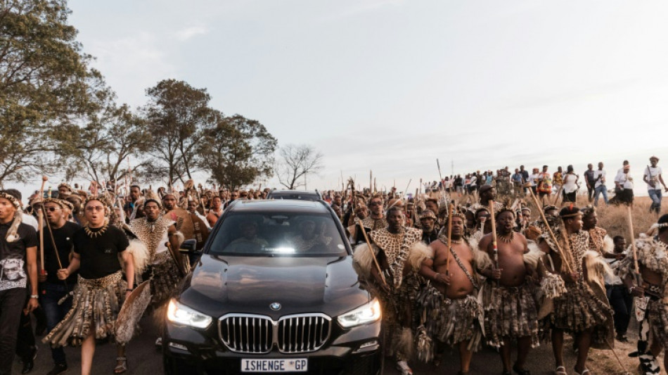 Afrique du Sud: fun&eacute;railles du faucon zoulou, Mangosuthu Buthelezi