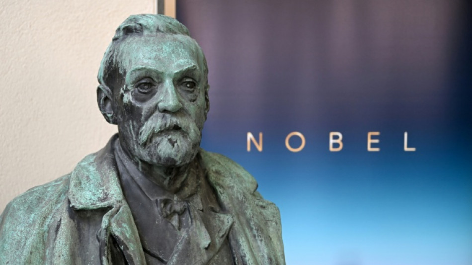 Ondelettes, astrophysique et "cape d'invisibilit&eacute;" cit&eacute;s pour le Nobel de physique