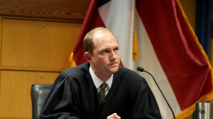 Tribunal de Apela&ccedil;&otilde;es da Ge&oacute;rgia suspende caso sobre interfer&ecirc;ncia eleitoral de Trump