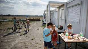 Dobrindt: Sozialleistungen f&uuml;r Gefl&uuml;chtete k&uuml;rzen - Gr&uuml;ne f&uuml;r rasche Arbeitserlaubnis