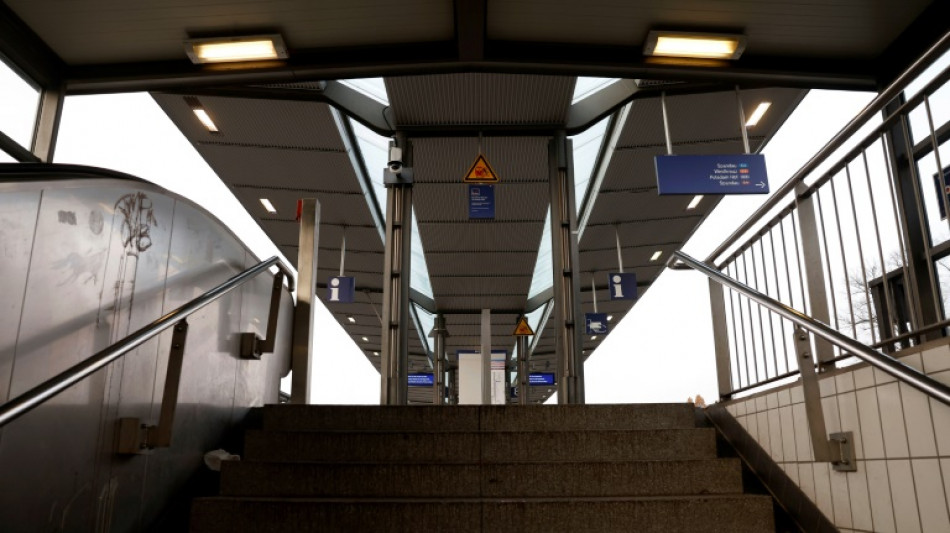 Bundespolizisten erwischen in Nordrhein-Westfalen P&auml;rchen beim Sex in Bahnhof