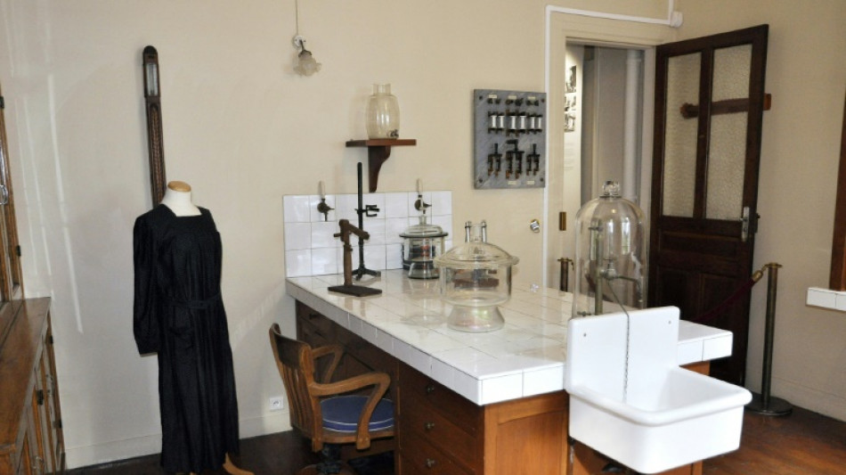 Francia suspende la demolici&oacute;n de un sitio hist&oacute;rico relacionado con Marie Curie