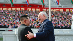 Coreia do Norte e Belarus assinam tratado de coopera&ccedil;&atilde;o durante visita de Lukashenko
