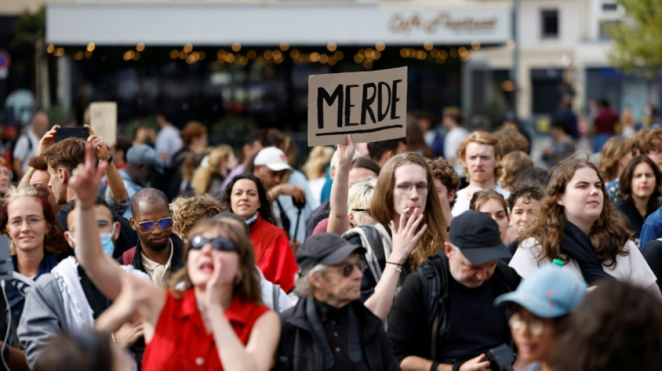 Streiks und Proteste gegen Sparpl&auml;ne der franz&ouml;sischen Regierung 