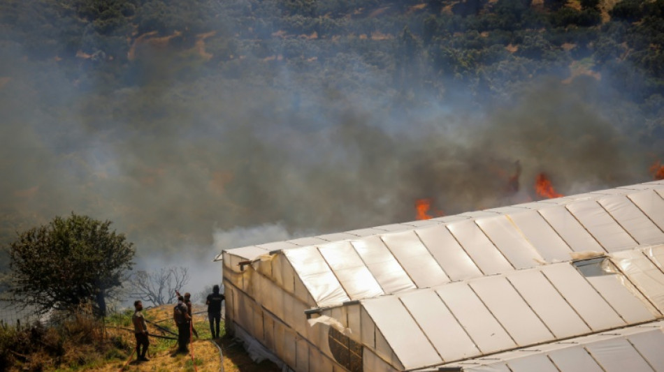 Ap&oacute;s inc&ecirc;ndios na Espanha e Fran&ccedil;a, chamas devastam ilha grega de Creta