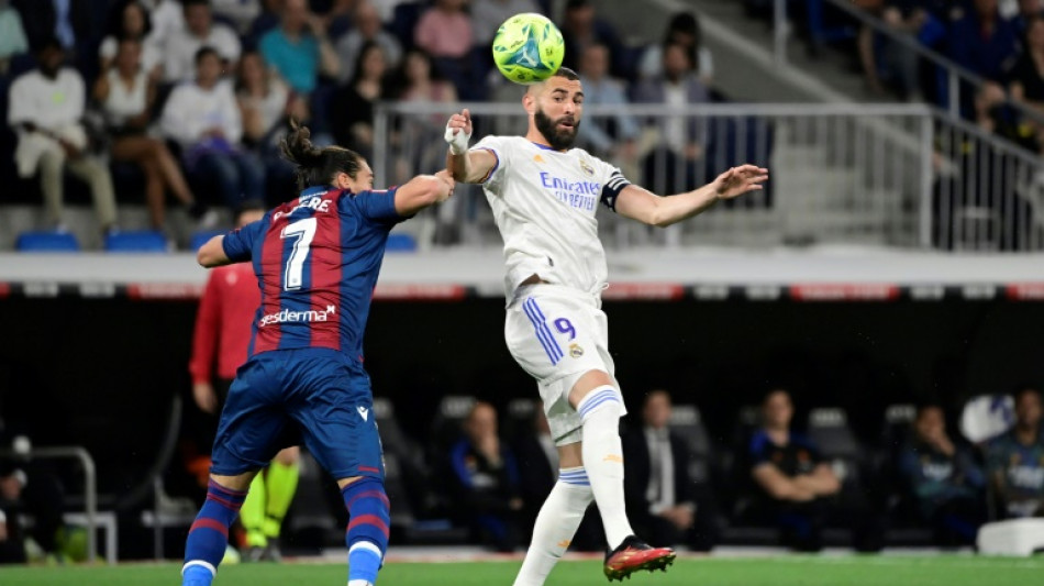 Espagne: Benzema &eacute;gale Raul, festival du Real contre Levante