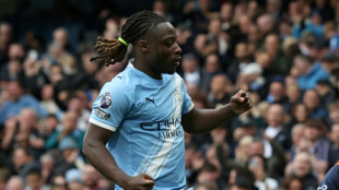 Manchester City renova com J&eacute;r&eacute;my Doku por mais cinco anos