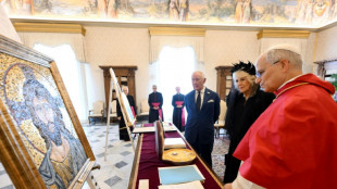 König Charles III. und Papst beten gemeinsam bei historischem Staatsbesuch im Vatikan