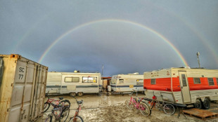 Festival Burning Man: d&eacute;but de "l'exode" hors du bourbier en plein d&eacute;sert