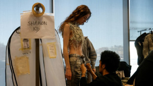 J&oacute;venes creadores abren la Semana de la Moda de Par&iacute;s con ropa sostenible y accesible