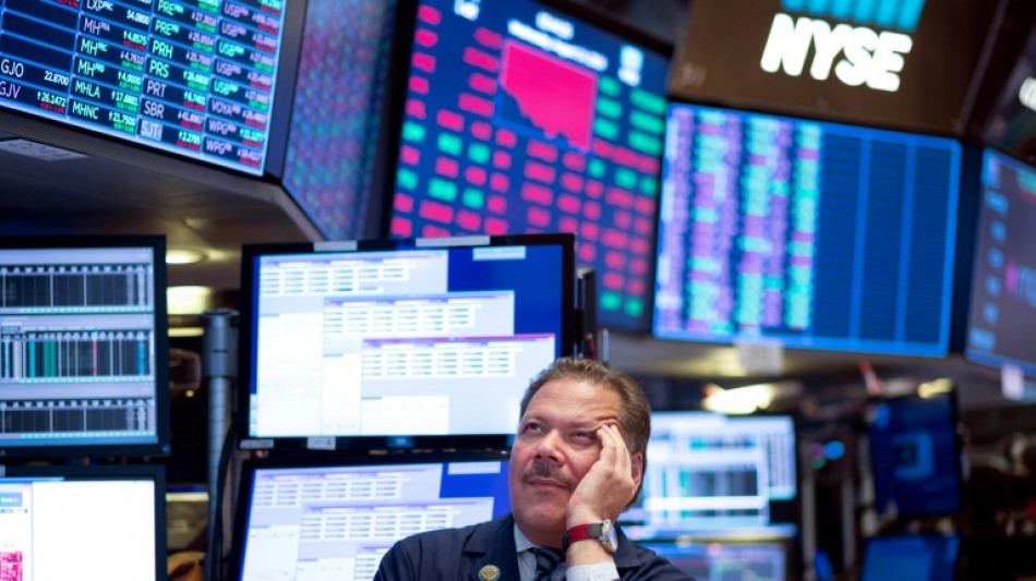 Wall Street tr&eacute;buche, le Nasdaq perd pr&egrave;s de 4%, entra&icirc;n&eacute; par Meta (Facebook)