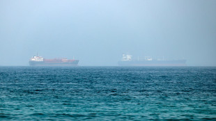 Teheran, colpite due petroliere scortate dagli Usa a Hormuz