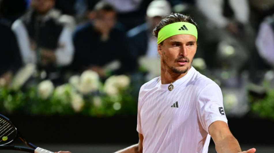 Zverev e Cer&uacute;ndolo s&atilde;o eliminados nas oitavas de final em Hamburgo