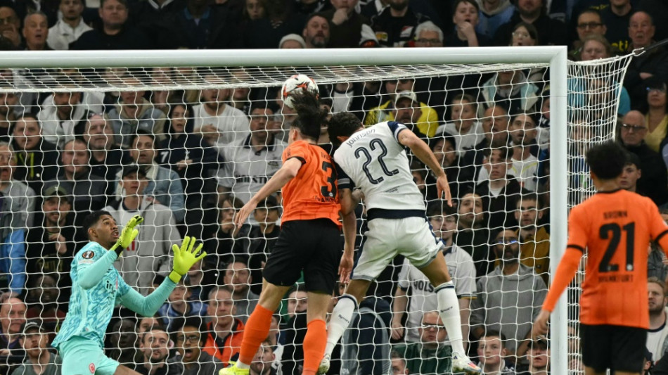 Remis in London: Frankfurt wahrt Chance aufs Halbfinale