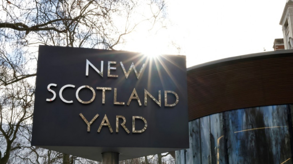 Londoner Polizei unterzog hunderte Minderj&auml;hrige Leibesvisitationen