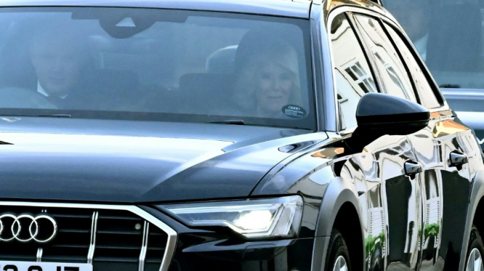 Charles III passa 3&ordm; dia hospitalizado ap&oacute;s opera&ccedil;&atilde;o de pr&oacute;stata