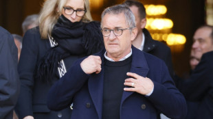 Christophe Dechavanne se met en retrait de l'&eacute;mission "Quelle &eacute;poque !", annonce France TV