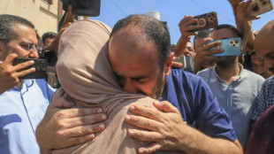 Diretor do hospital Al Shifa de Gaza denuncia 'torturas' ap&oacute;s ser libertado por Israel