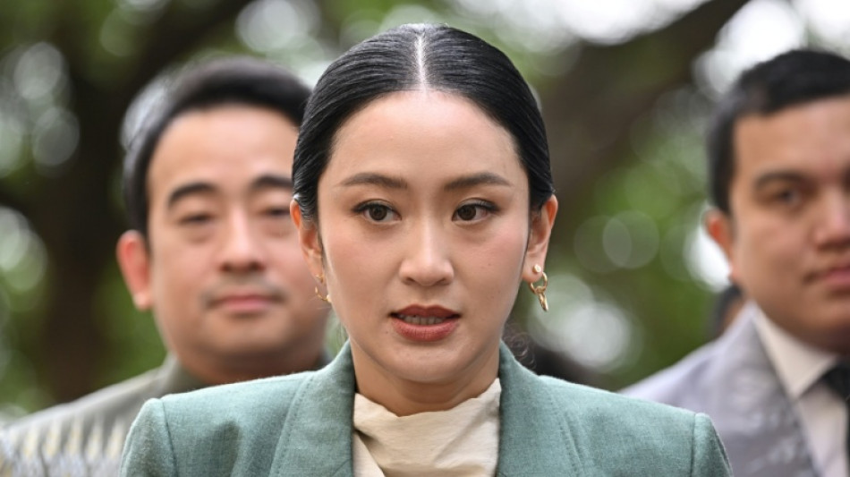 Corte Constitucional suspende primeira-ministra da Tail&acirc;ndia