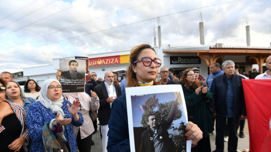 Aktivistin bei Protesten gegen Freiheitbeschränkungen in Tunesien festgenommen