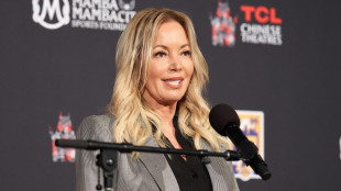 Nba: la famiglia Buss vende le sue ultime quote dei Lakers
