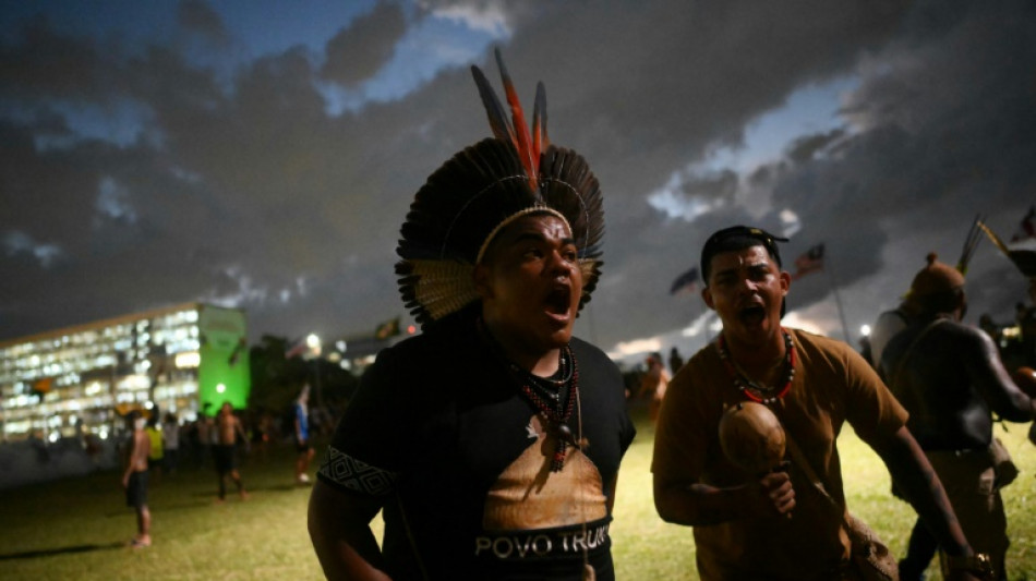 Brésil: des indigènes des Amériques et d'Océanie interpellent la COP30