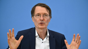 Lauterbach fordert Pharma-Gro&szlig;handel zur Bevorratung von Kinderarzneien auf