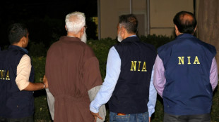India questions Mumbai-attacks accused after extradition