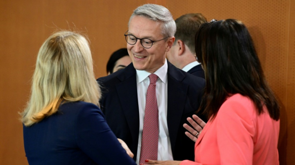 Wildberger plant Anti-B&uuml;rokratie-Initiative mit Millliarden-Einsparungen