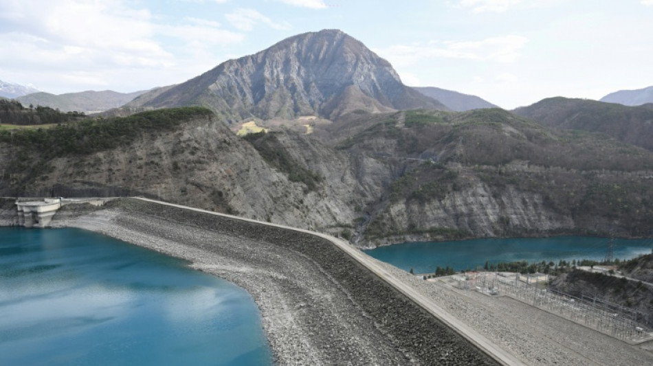 L'Assembl&eacute;e adopte une loi pour pr&eacute;parer l'avenir des barrages hydro&eacute;lectriques