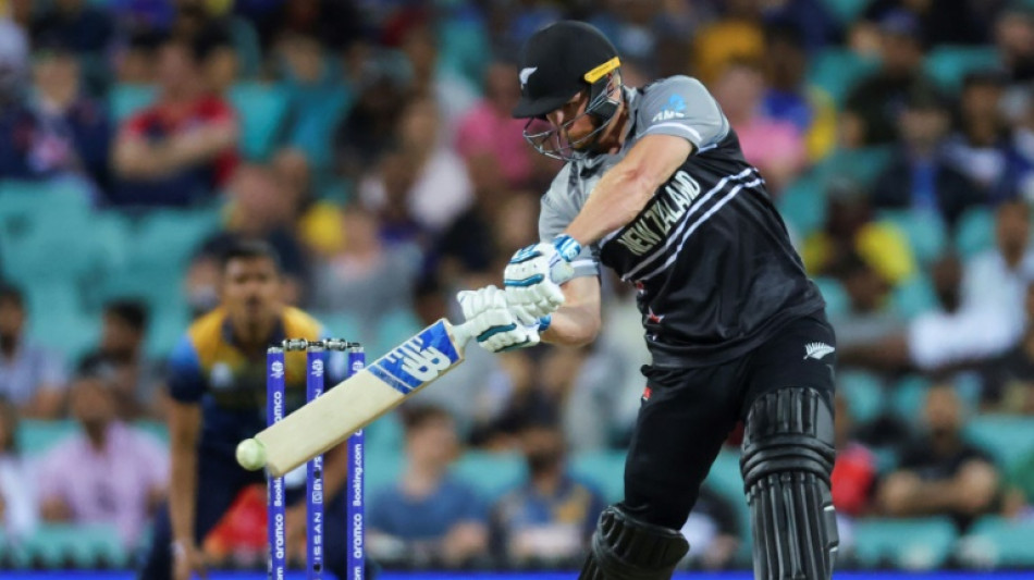 Phillips hits 104 as New Zealand crush Sri Lanka