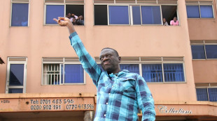 Ouganda: l'opposant historique Kizza Besigye "kidnapp&eacute;" et d&eacute;tenu, affirme son &eacute;pouse