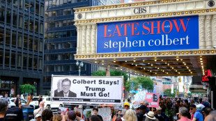 Stephen Colbert &agrave; l'offensive contre Donald Trump apr&egrave;s la fin programm&eacute;e de son "Late Show"